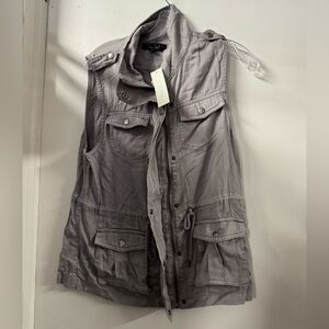 Francesca’s Trixxi vest XL // 092426